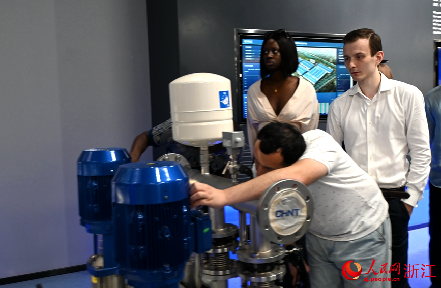 1723719619384069011.jpg LOCAL172363403571355E8K0SMP9.jpg